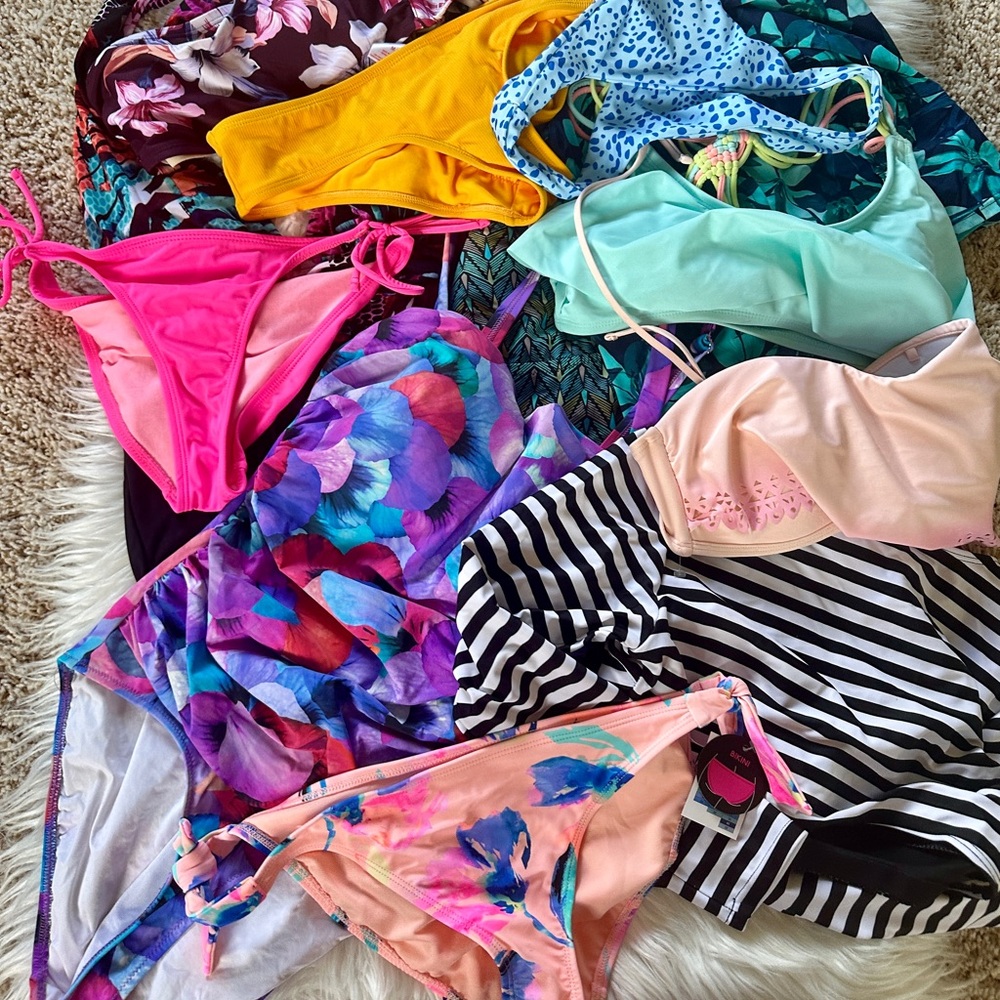 *sold* Huge Swimsuit Bundle- Medium - Picture 3 of 6